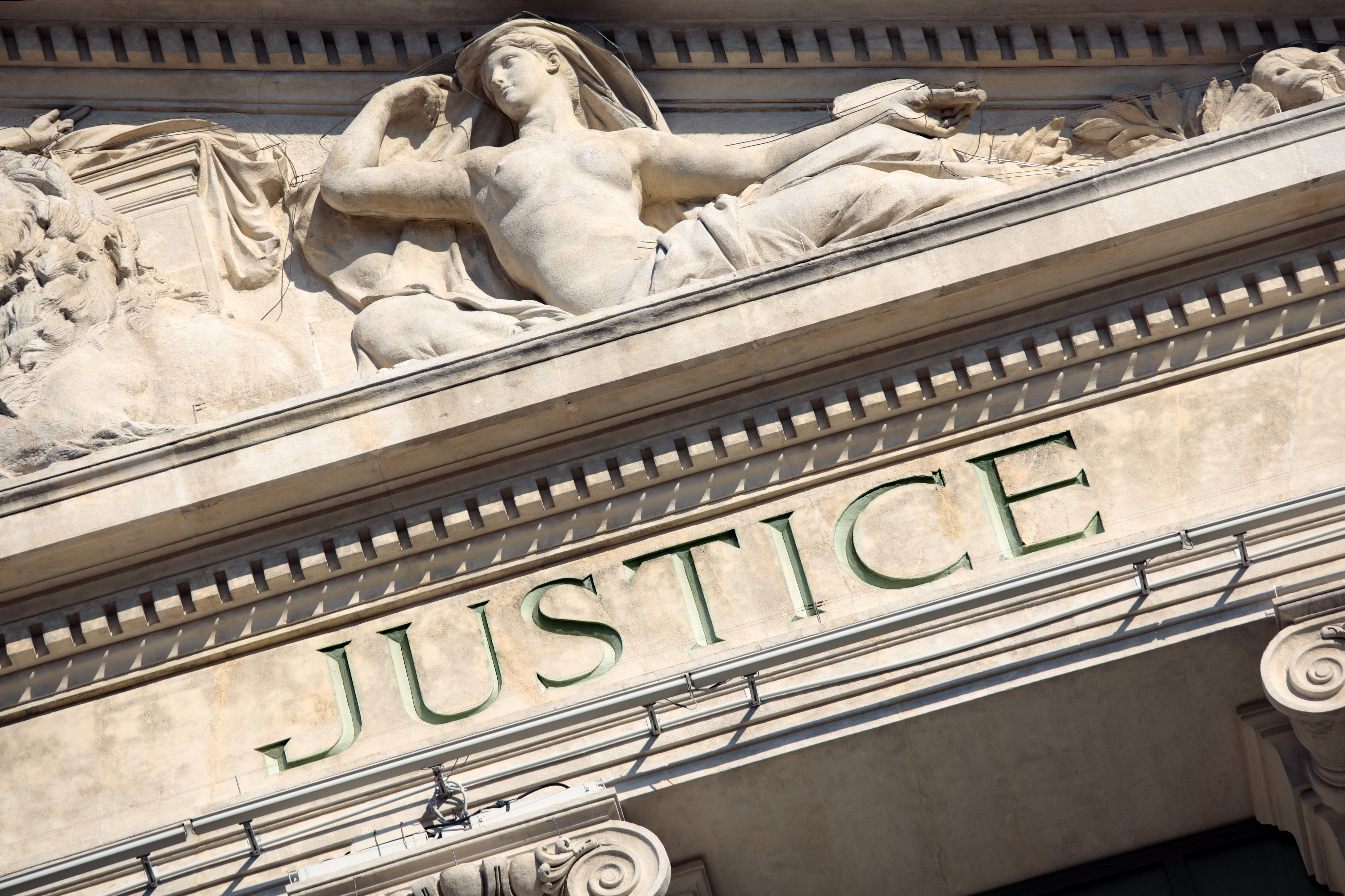 Judicial independence: Building the field to protect state courts - Proteus Fund